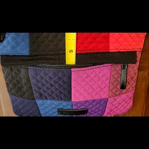 Vera Bradley RFID Blocking Winter Patchwork Pattern Crossbody Bag - Picture 10 of 15